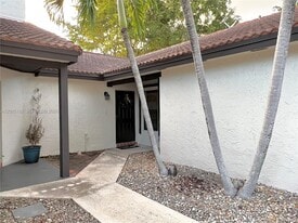 4840 SW 149th Ct in Miami, FL - Building Photo