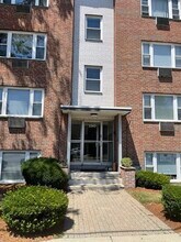 190 Mt Auburn St in Watertown, MA - Building Photo - Building Photo
