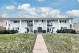 Guilford Apartments in Fitchburg, WI - Building Photo