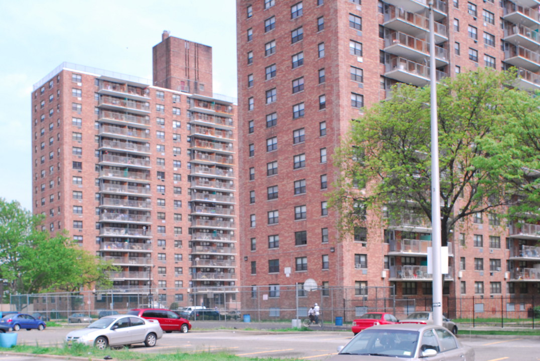 Riverview Towers in Paterson, NJ - Building Photo