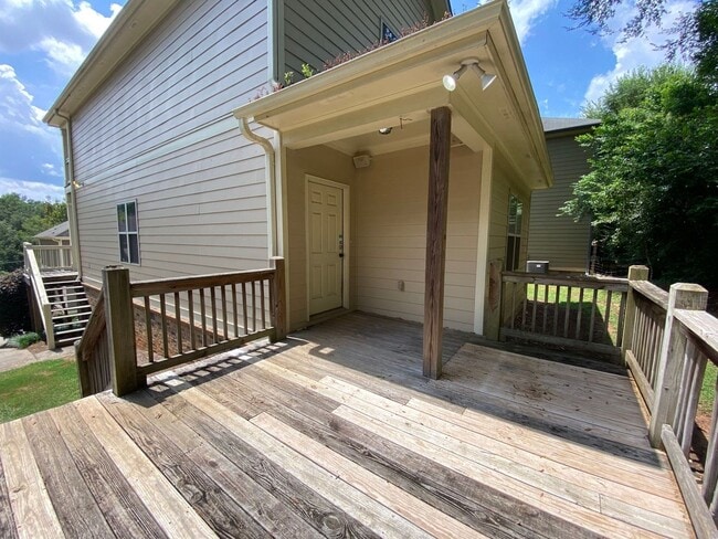 974 Dr Martin Luther King Jr Pkwy in Athens, GA - Building Photo - Building Photo