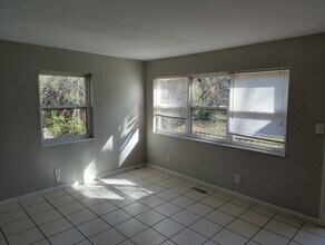 3527 Cathy Ln in East Ridge, TN - Foto de edificio - Building Photo