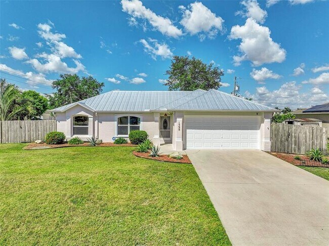 property at 1598 SW Curry St