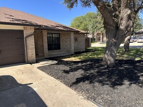 2733 Star Light Ln in Schertz, TX - Building Photo - Building Photo