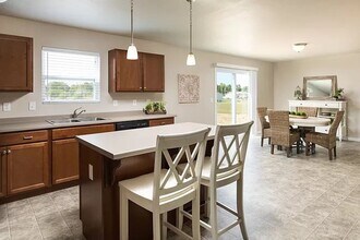 4681 Quaker Hill Ct in Kentwood, MI - Building Photo - Building Photo