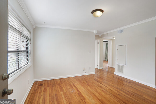 818 Greenwood Ave NE in Atlanta, GA - Building Photo - Building Photo