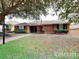1810 Grayson Ave in Mesquite, TX - Building Photo