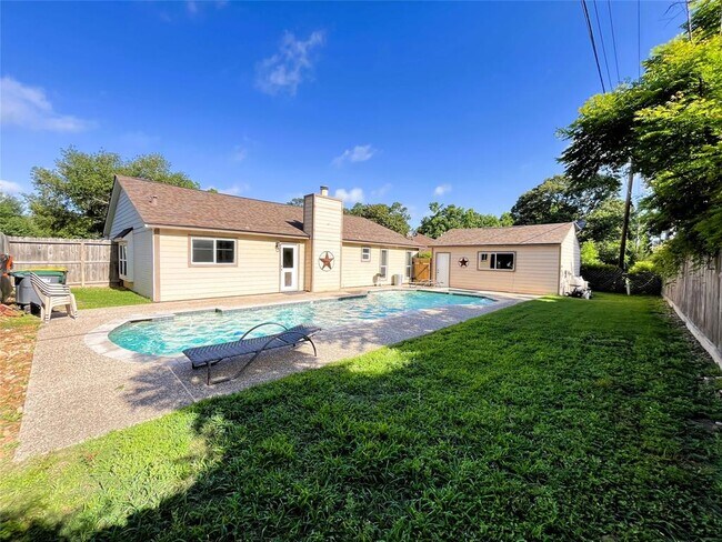 property at 31326 Alice Ln