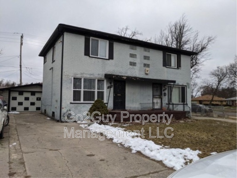 19391 Wyoming Ave in Detroit, MI - Foto de edificio