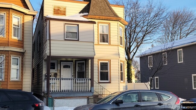 174 Watson Ave, Unit 174 Watson Ave #1