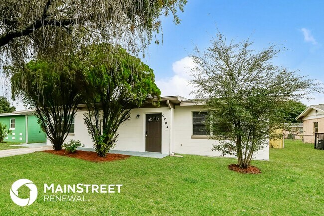 5204 S 81st St in Tampa, FL - Building Photo - Building Photo