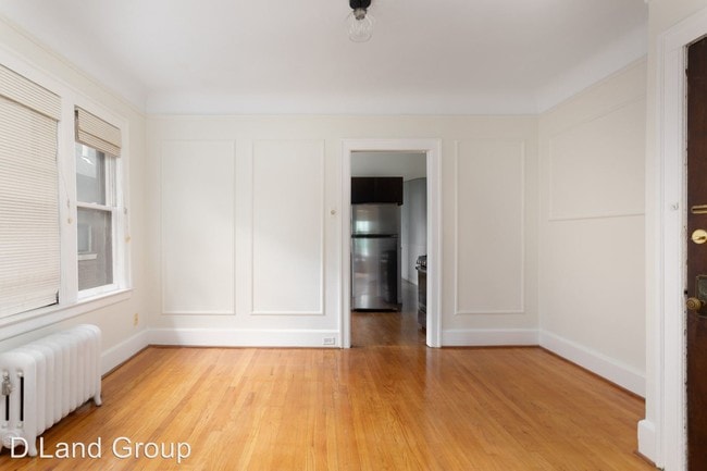 825 Beaconsfield Ave in Grosse Pointe Park, MI - Building Photo - Building Photo