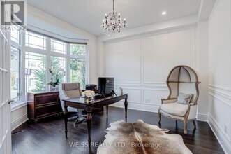 43 Chesney Cres in Vaughan, ON - Building Photo - Building Photo