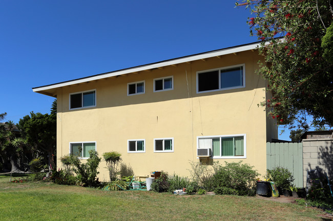 6601 Ginger Ln in Westminster, CA - Foto de edificio - Building Photo