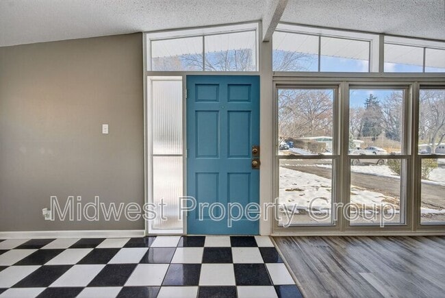 175 Taney Dr in Florissant, MO - Building Photo - Building Photo