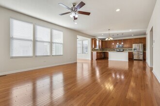 3451 Birch Ln in Naperville, IL - Foto de edificio - Building Photo