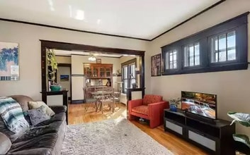 3951 42nd Ave S in Minneapolis, MN - Building Photo - Building Photo