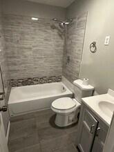 4622 Suffolk Ave in Jacksonville, FL - Foto de edificio - Building Photo