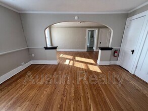 2175 Big Bend Blvd in St. Louis, MO - Building Photo - Building Photo