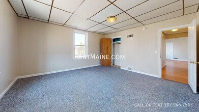 2 Danielson St in Winslow, ME - Building Photo - Building Photo