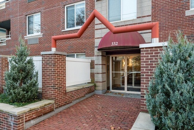 332 Franklin St in Cambridge, MA - Building Photo - Building Photo