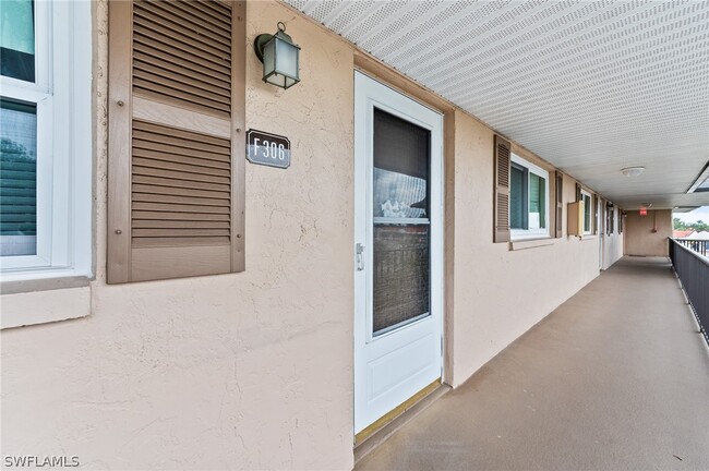 property at 5419 Rattlesnake Hammock Rd