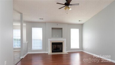 6209 Foster Brook Dr in Charlotte, NC - Building Photo - Building Photo