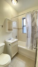 843 W Sheridan Rd, Unit 522 in Chicago, IL - Building Photo - Building Photo