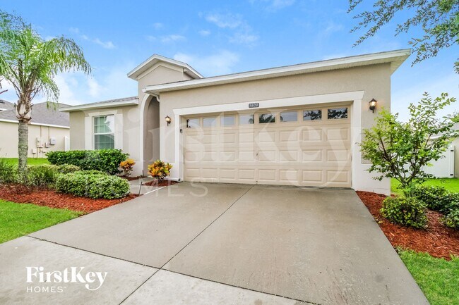 5820 Coquyt Dr in Mount Dora, FL - Building Photo - Building Photo