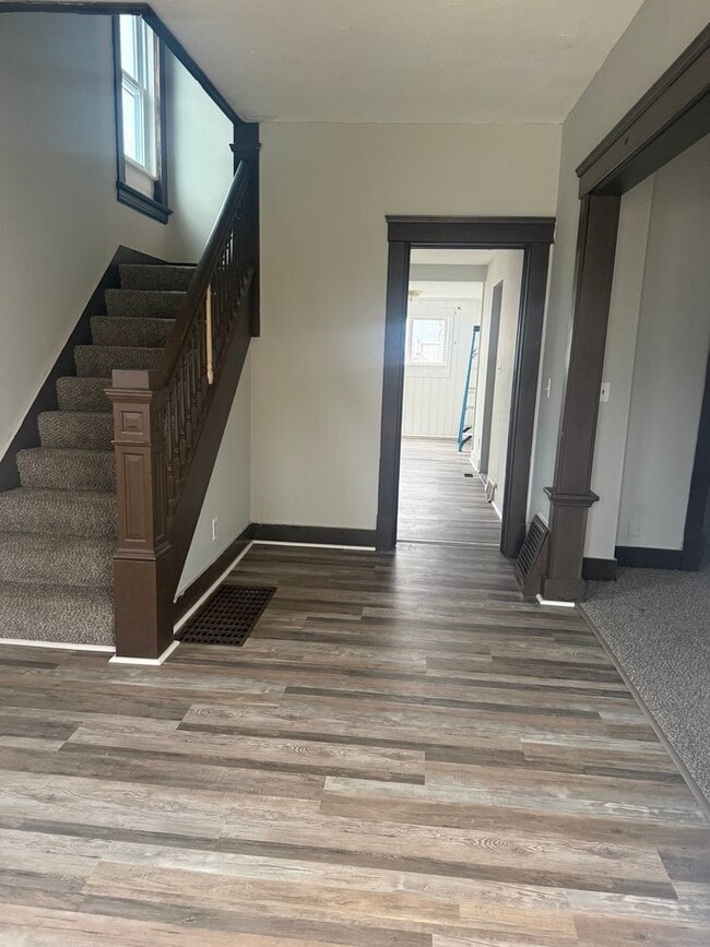 property at 129 W 27th St