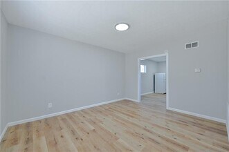 955 Tilden St NW in Atlanta, GA - Building Photo - Building Photo