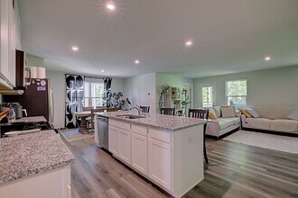 219 Lorraine Dr in Williamsburg, VA - Building Photo - Building Photo