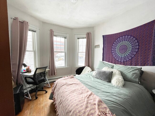 19 Bucknam St, Unit #3 in Boston, MA - Building Photo - Building Photo
