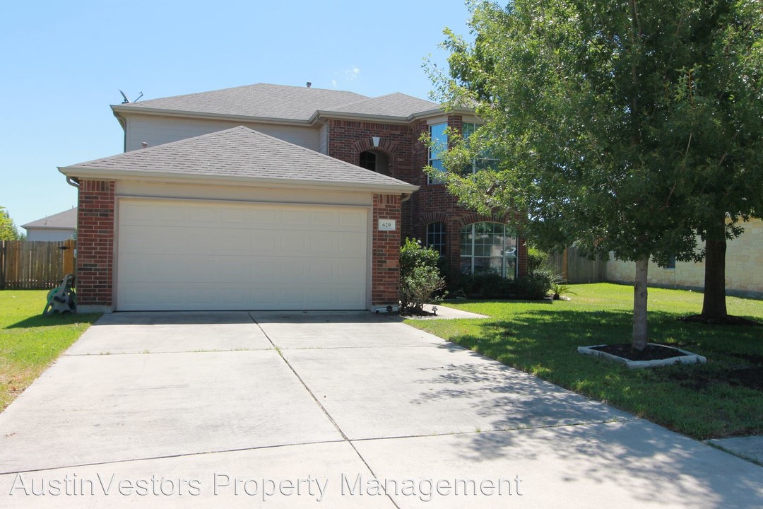 629 Arrowood Pl in Round Rock, TX - Building Photo