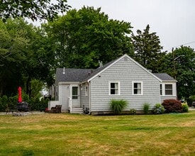 104 Hartford Rd in Marshfield, MA - Building Photo - Building Photo