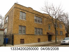 1641-1643 N Lamon Ave Apartments