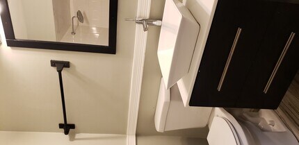 239 Malibu Dr in Bolingbrook, IL - Foto de edificio - Building Photo