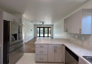 15274 SW 168th Terrace in Miami, FL - Building Photo - Building Photo