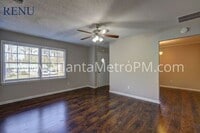 1685 Pheasant Dr photo'