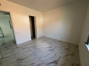750 E 42nd St in Hialeah, FL - Building Photo - Building Photo