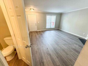 3575 Kennesaw Station Dr in Kennesaw, GA - Building Photo - Building Photo