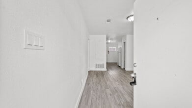 7819 Glass St in Houston, TX - Building Photo - Building Photo