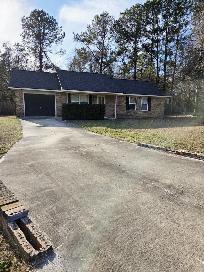 property at 182 Sequoia Cir