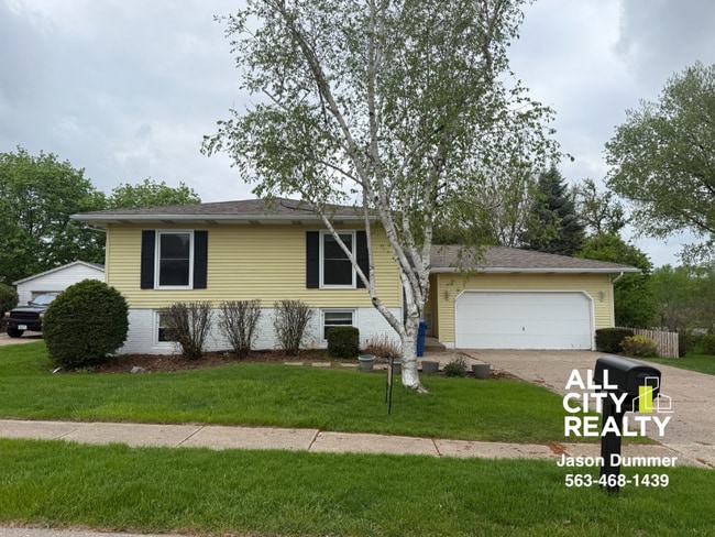 3840 Wakonda Dr