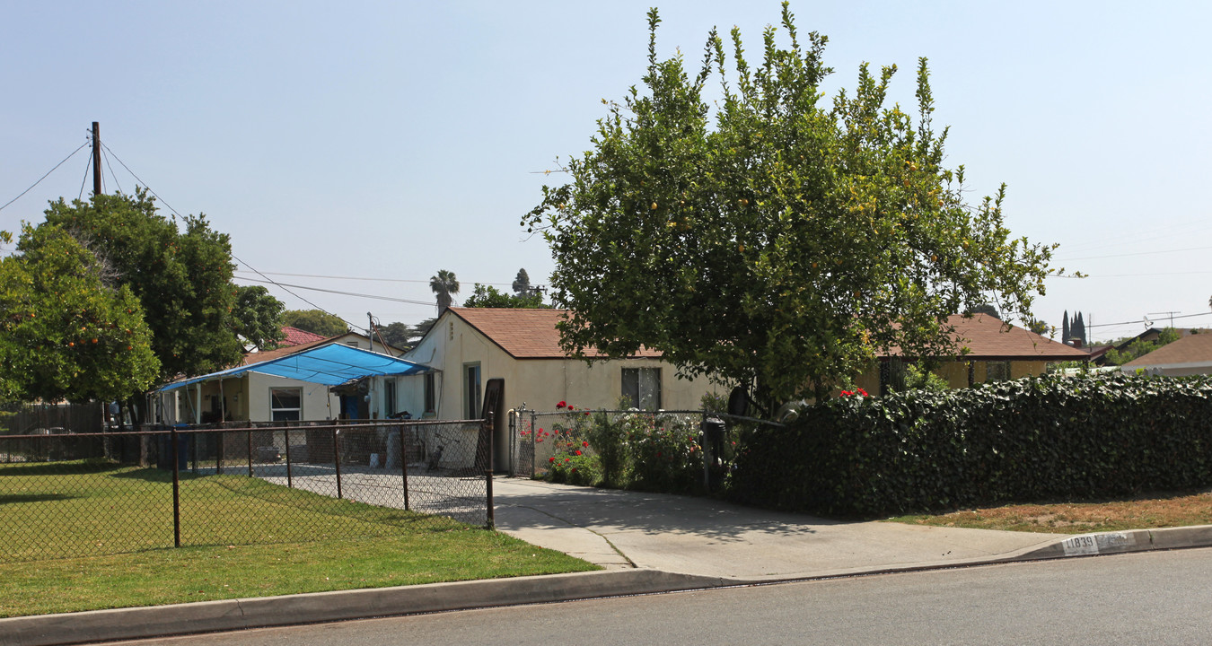 11839-11845 Roseglen St in El Monte, CA - Building Photo