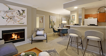 The Dorchester Apartments in Dallas, TX - Foto de edificio - Building Photo
