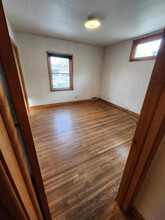 112 Grove St, Unit 2 in Mankato, MN - Building Photo - Building Photo