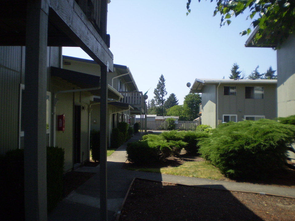 Parkwood Place in Portland, OR - Building Photo