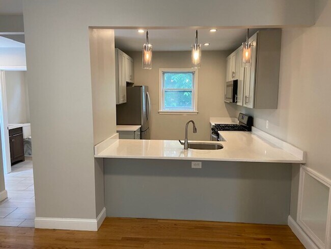 701 Smith St in Providence, RI - Building Photo - Building Photo