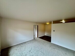 1499 S Columbian Way in Seattle, WA - Building Photo - Building Photo